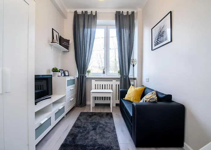 Апартаменти Cozy Loft / Near Gates Of Dawn / Free Netflix *